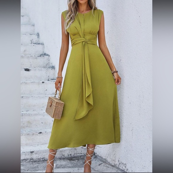 Luxe classic tie front A-lime dress - Picture 1 of 7